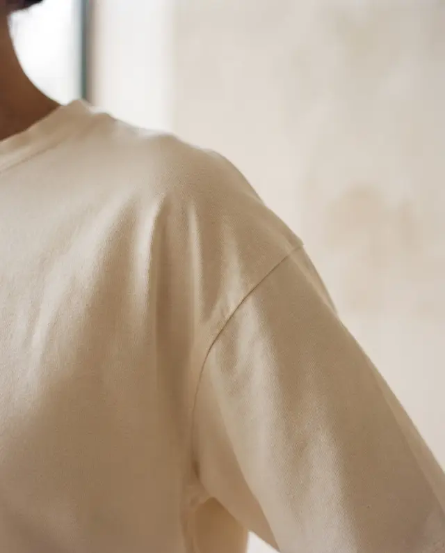 T-shirt Boxy panna, dettaglio del tessuto